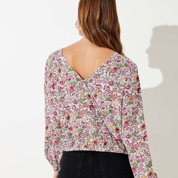 LOFT Jungle Wrap Back Cropped Top - Picture 4 of 9